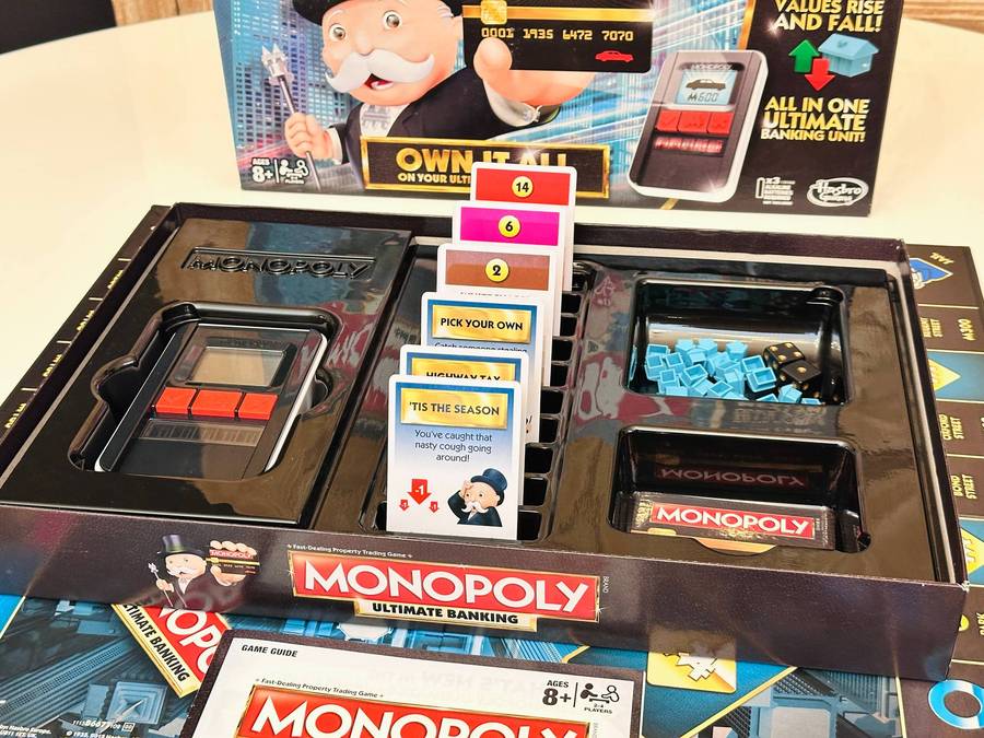 Monopoly Ultimate Electronic Banking in Original Box