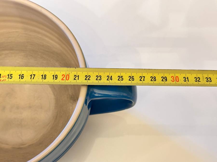 Le Creuset Large Stoneware Mixing / Pouring Bowl