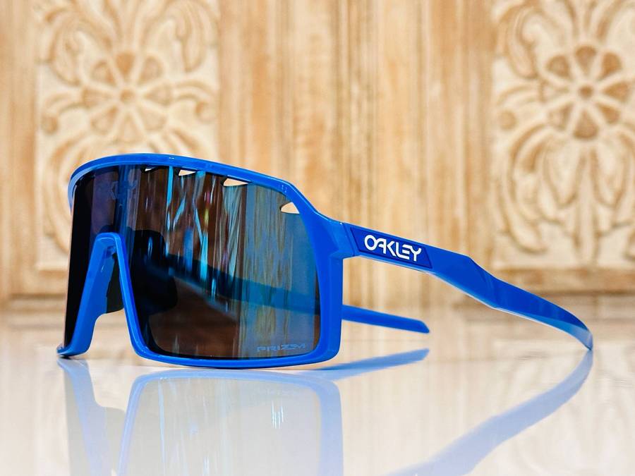 Oakley Limited Edition Sutro Sunglasses with Original Case & Box