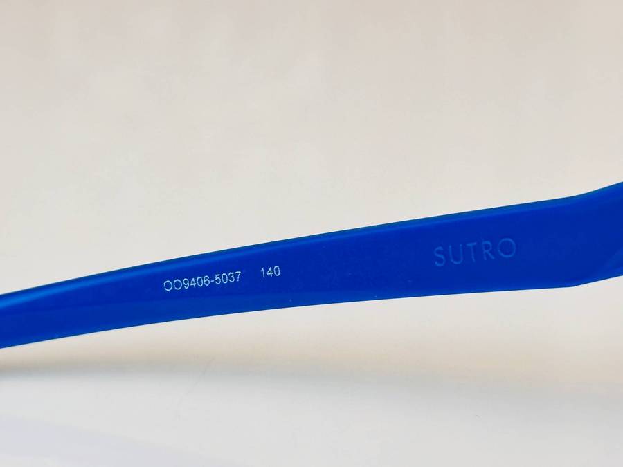 Oakley Limited Edition Sutro Sunglasses with Original Case & Box