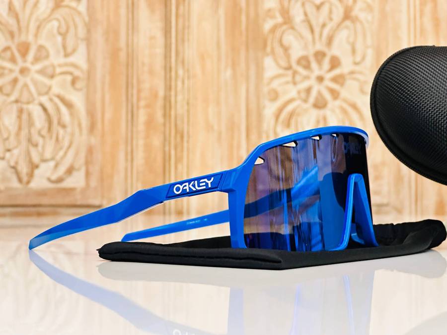 Oakley Limited Edition Sutro Sunglasses with Original Case & Box