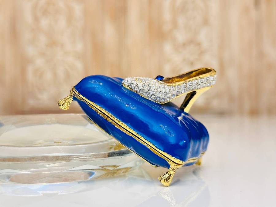 Disney Arribas Exclusive Cinderella Crystal Slipper Collectable