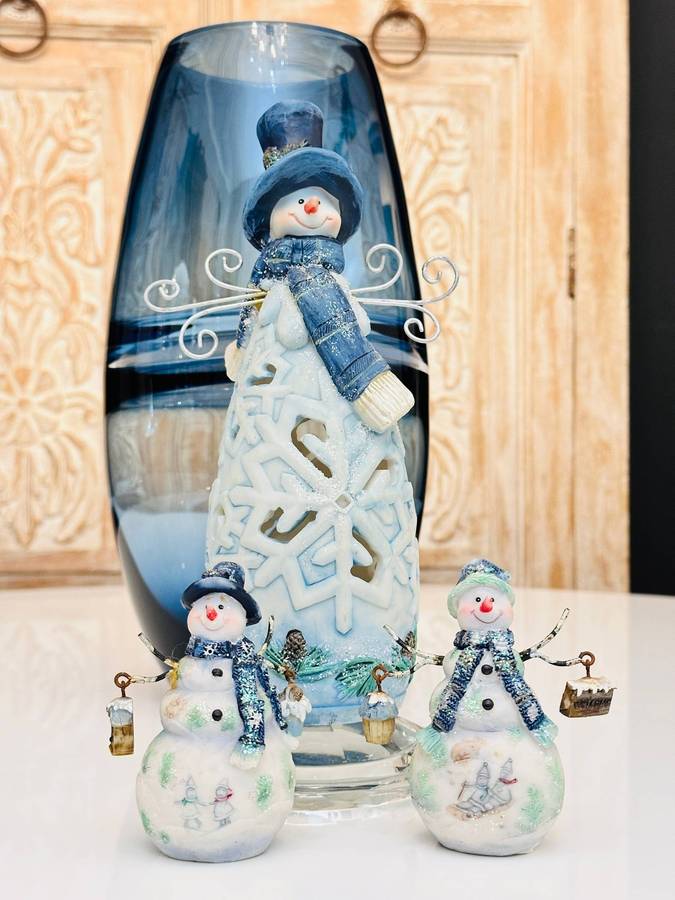 Exquisite Vintage Collectable Snowman Set