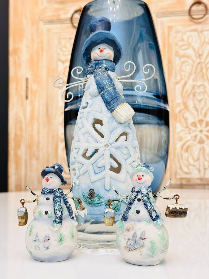 Exquisite Vintage Collectable Snowman Set