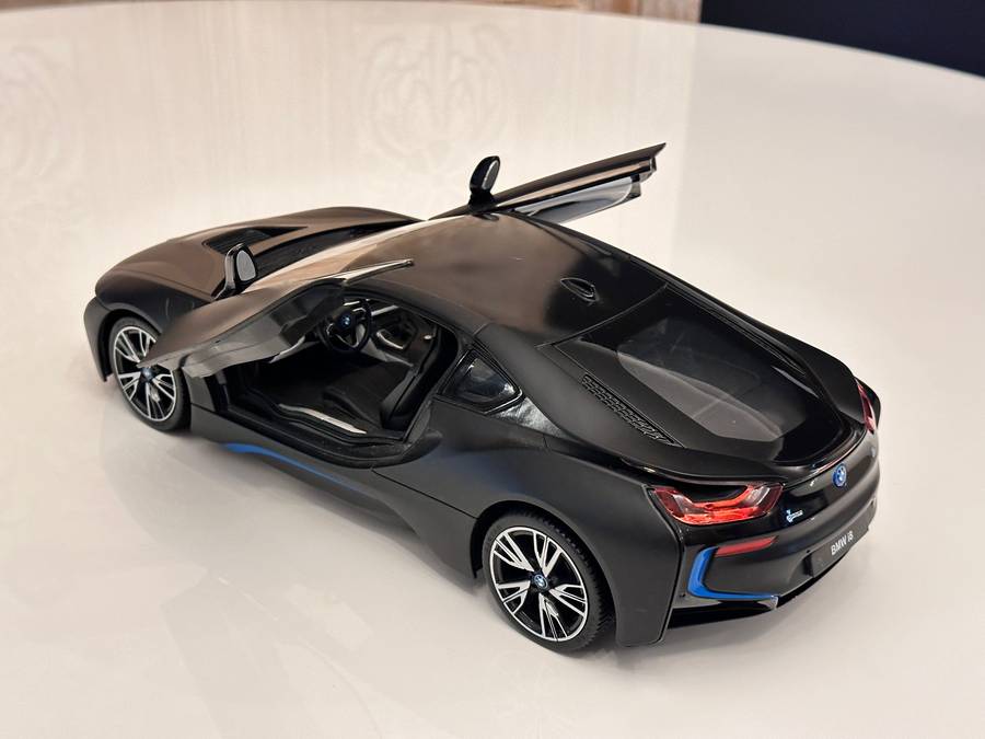 BMW I8 Display Model Collectable