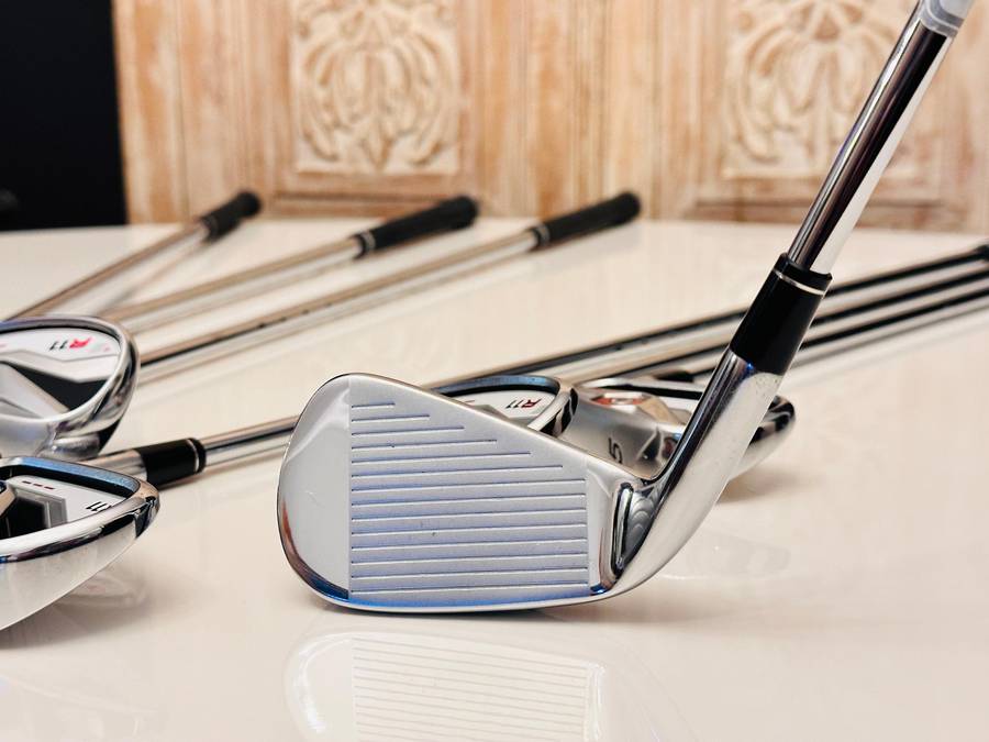 TaylorMade R11 Complete Set of Irons