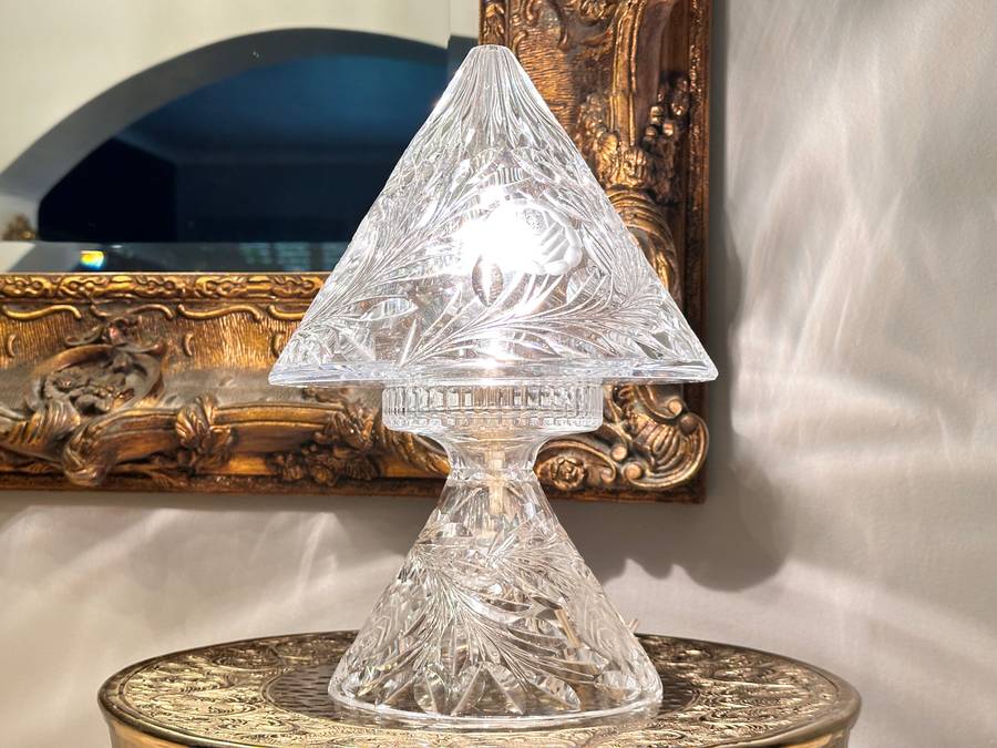 Magnificent Vintage Rose CUT CRYSTAL Lamp Circa 1930