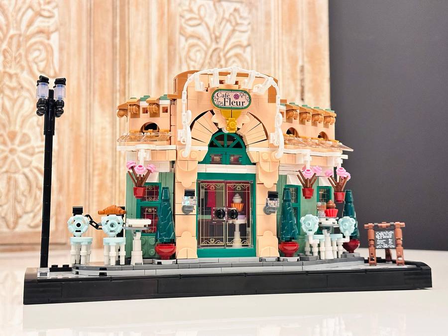 LEGO Iconic French Cafe Collectable with Original Box
