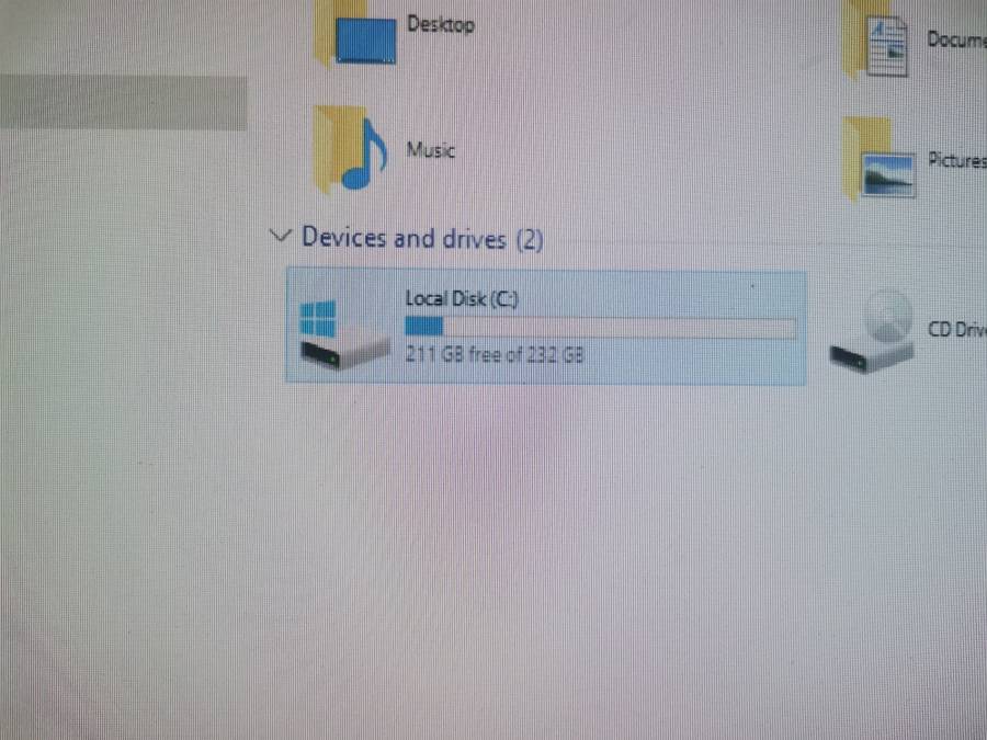HP Compaq dx2390 Microtower - With Intel(R) Pentium(R) Dual CPU - Windows 10(Not activated)