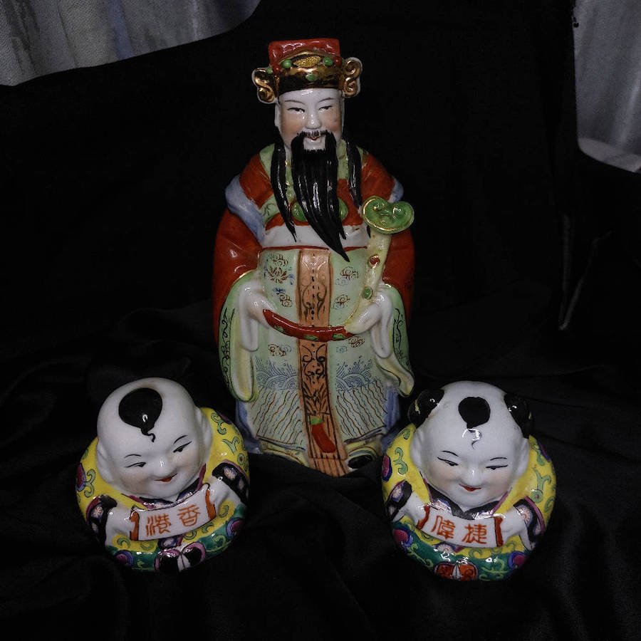 Vintage Chinese hand-painted figures