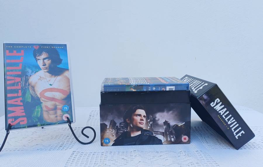 Smallville Box Set - Seasons 1-9 (DVD)