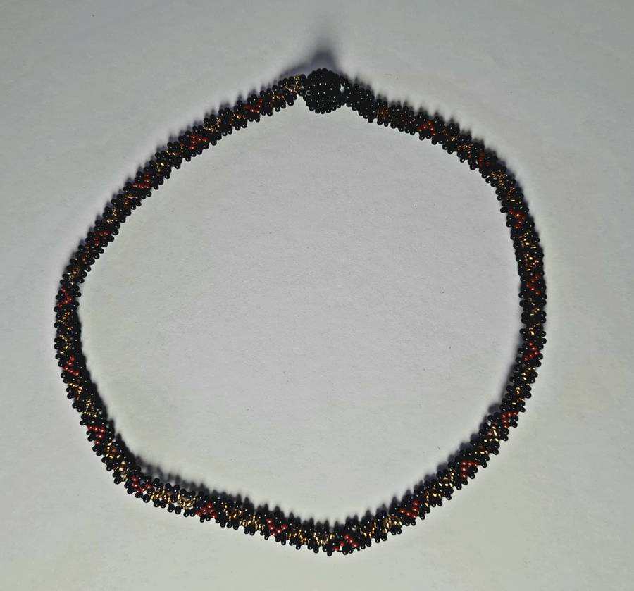 Bead necklace