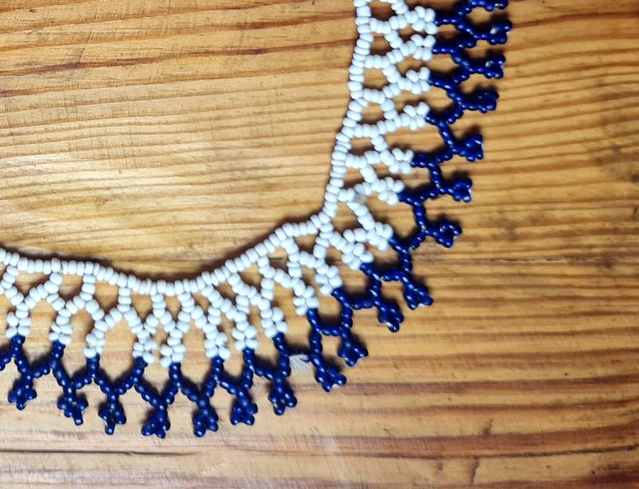 Bead necklace