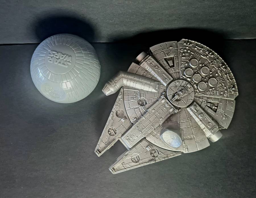 Star Wars. Toys. Millennium Falcon and Death Star.