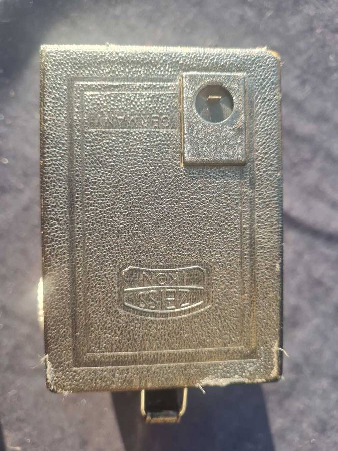 Zeis Ikon camera