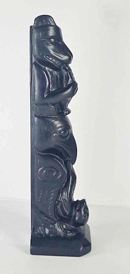 Haifa tribal totem pole repelica