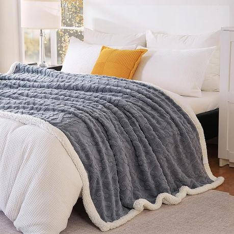 Luxury XL Thick Sherpa Fleece Blanket - 200 x 230 cm - Grey