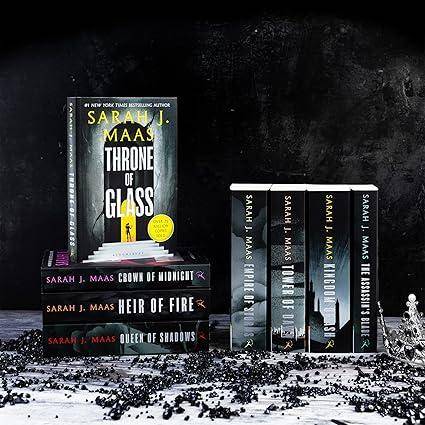 Throne of Glass  Paperback