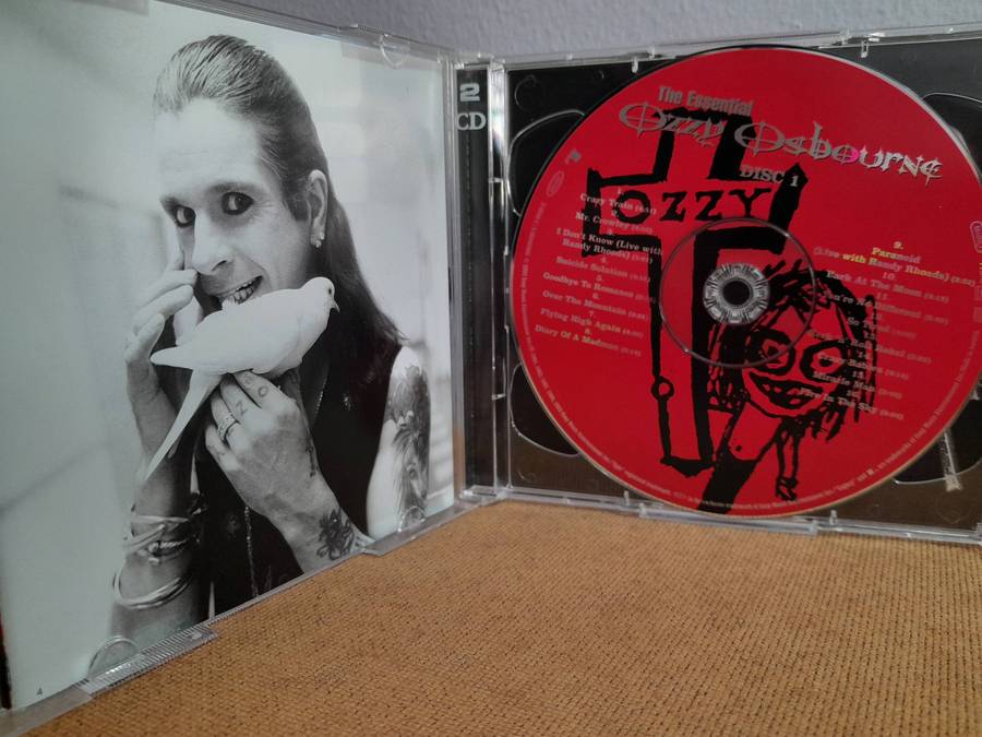 Ozzy Osbourne - The Essential (CD)