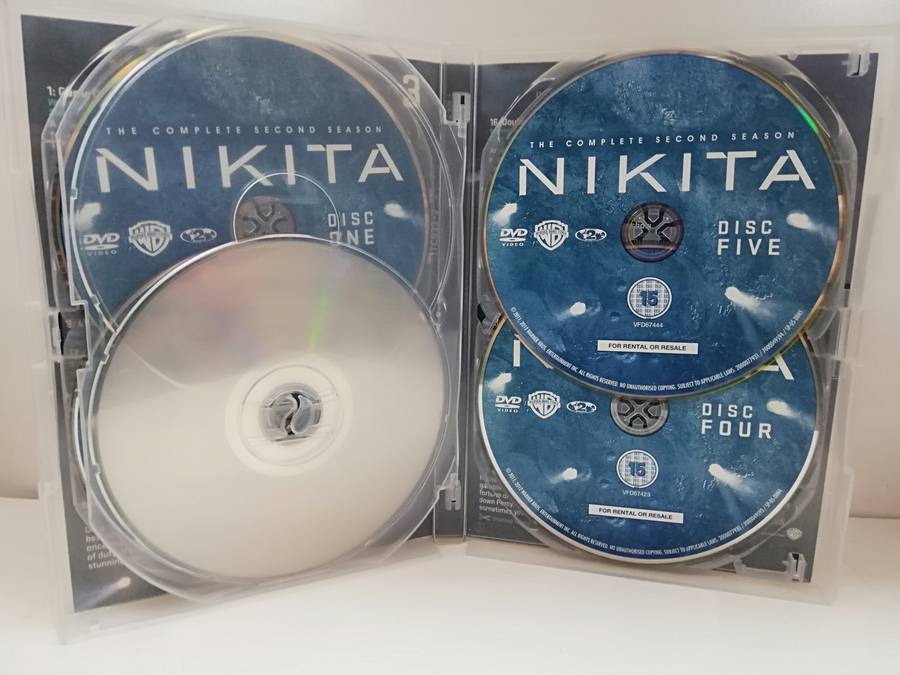 Nikita - The Complete TV Series - Looks Do Kill (DVD)