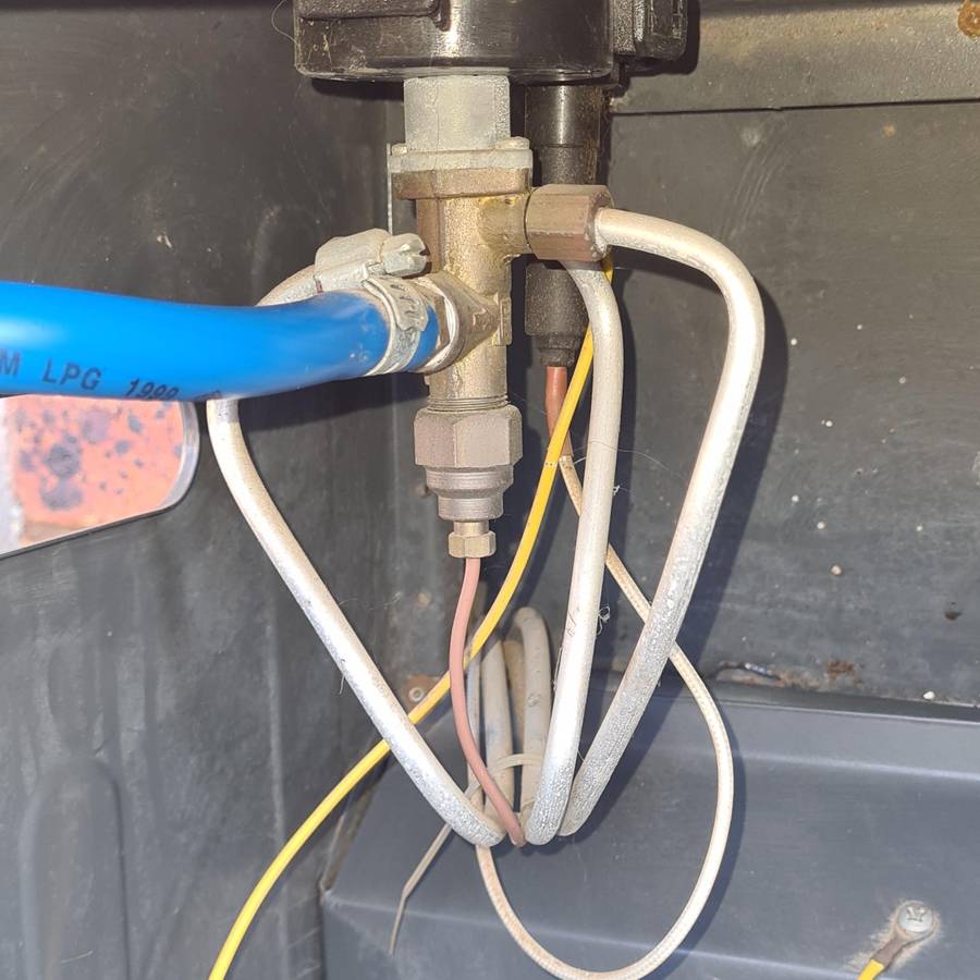 Salton Three Panel Mobile Gas Heater