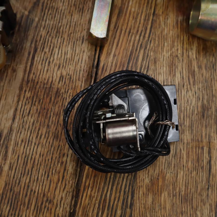 General Electric Industrial Circuit Breakers and Switches - Lot