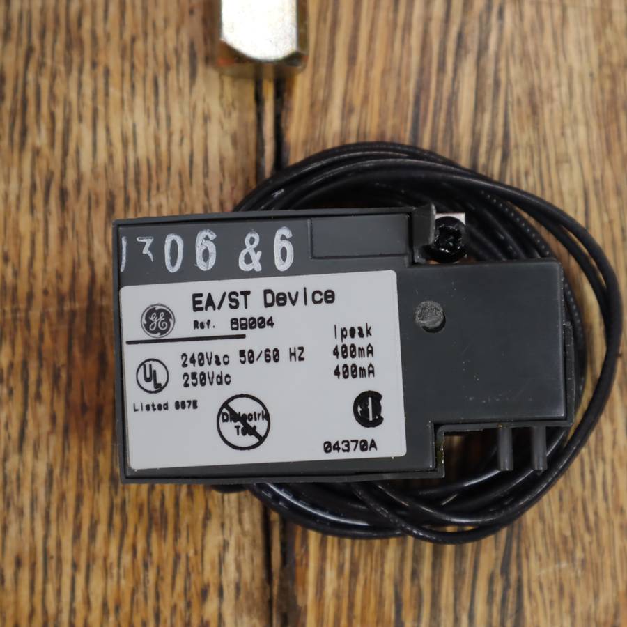 General Electric Industrial Circuit Breakers and Switches - Lot