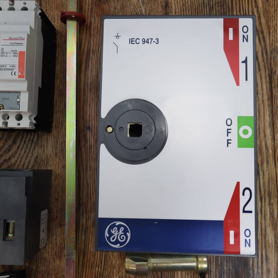 General Electric Industrial Circuit Breakers and Switches - Lot