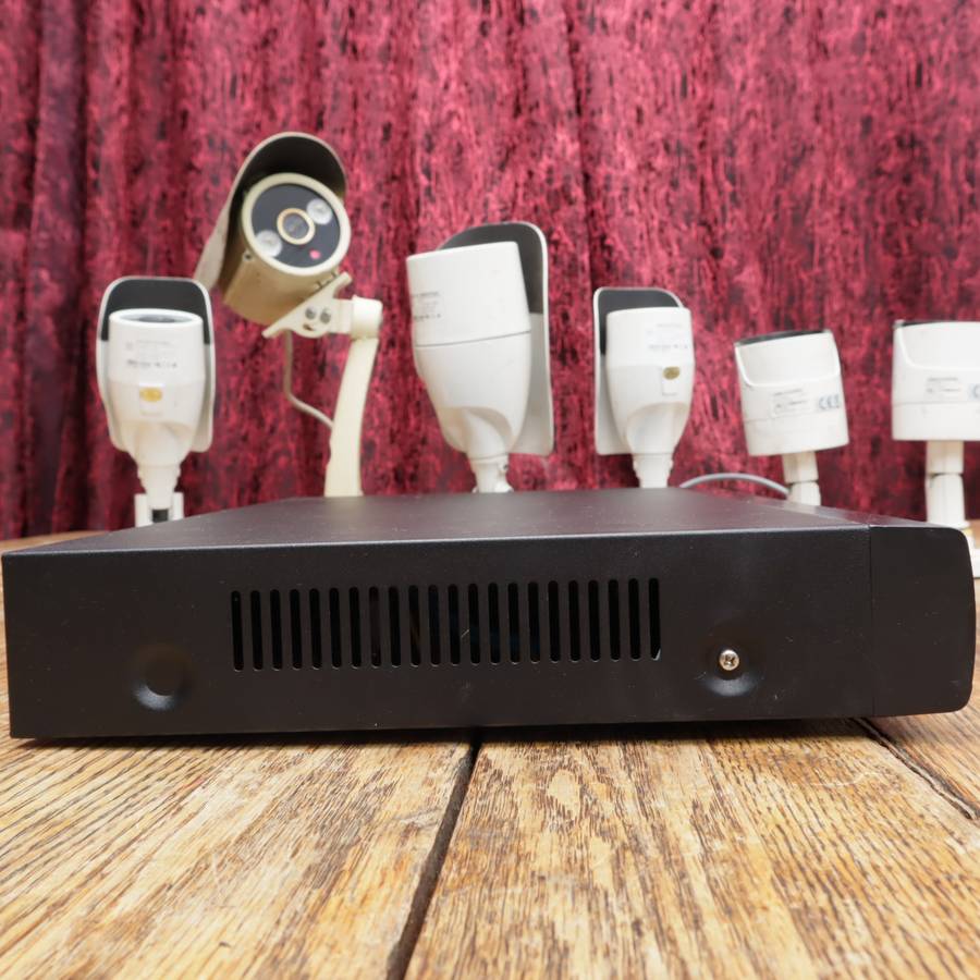 Dahua 4-Channle DVR and CCTV Cameras - 51DVR0404LF-AS