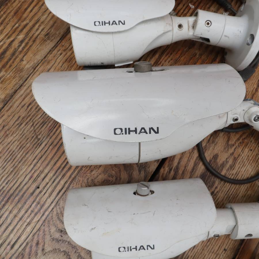 Dahua 4-Channle DVR and CCTV Cameras - 51DVR0404LF-AS