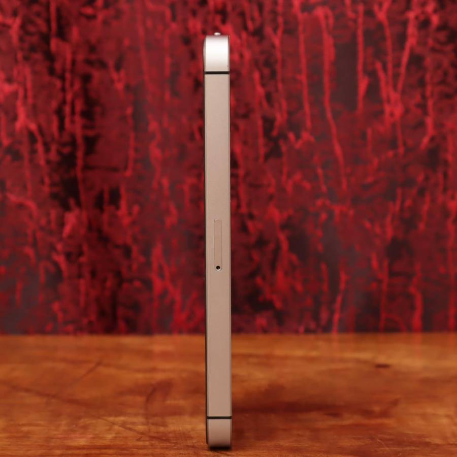 Apple iPhone SE A1723 - 32GB Space Grey