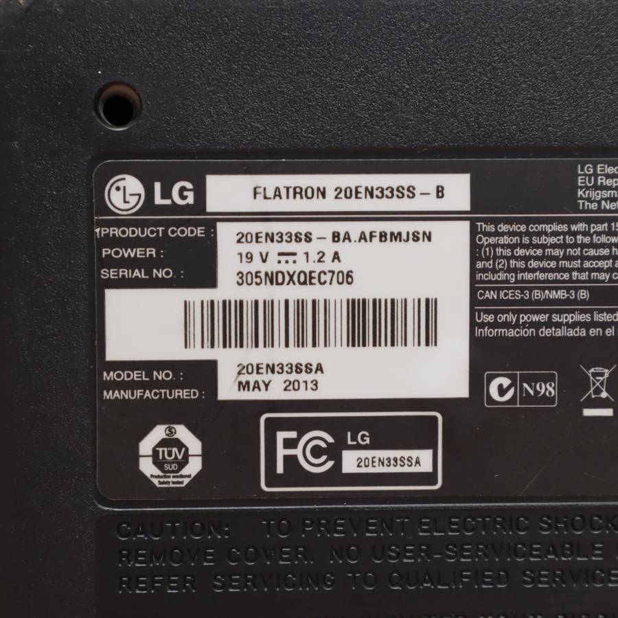 LG FLATRON 20EN33SS-B 19.5-inch LED Monitor 1600 x 900p