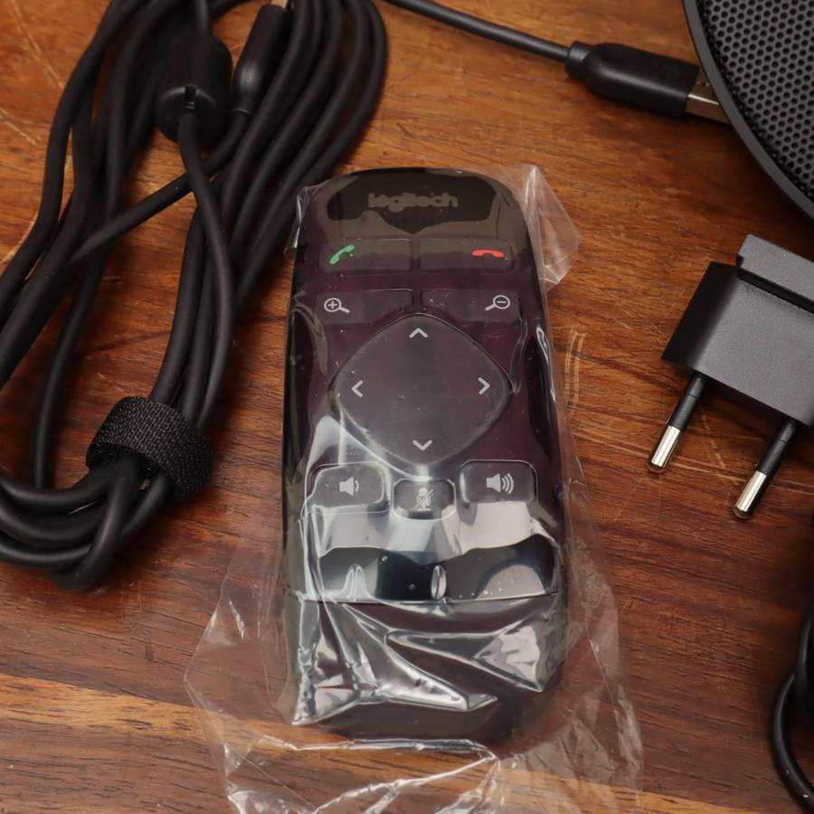 Logitech BCC950 ConferenceCam Video Conferencing Camera