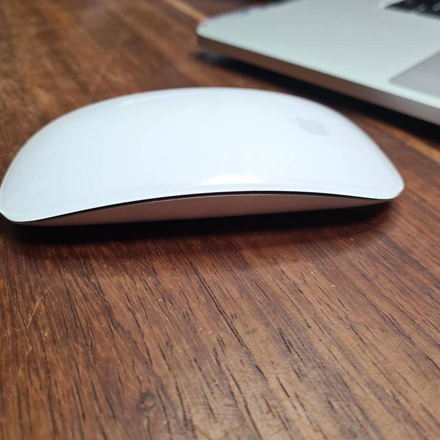 Apple Wireless Magic Mouse A1296