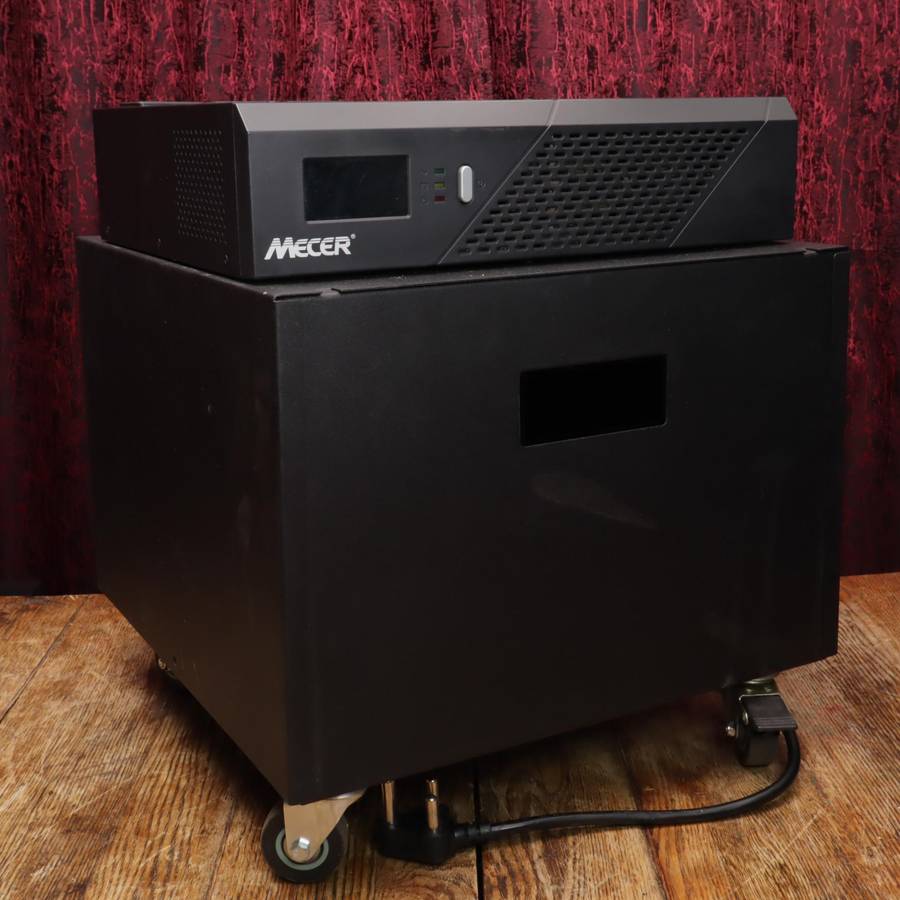 Mecer LOBO 2400 / IVR-2400LBKS 2400VA 1440W Inverter with - No Battery