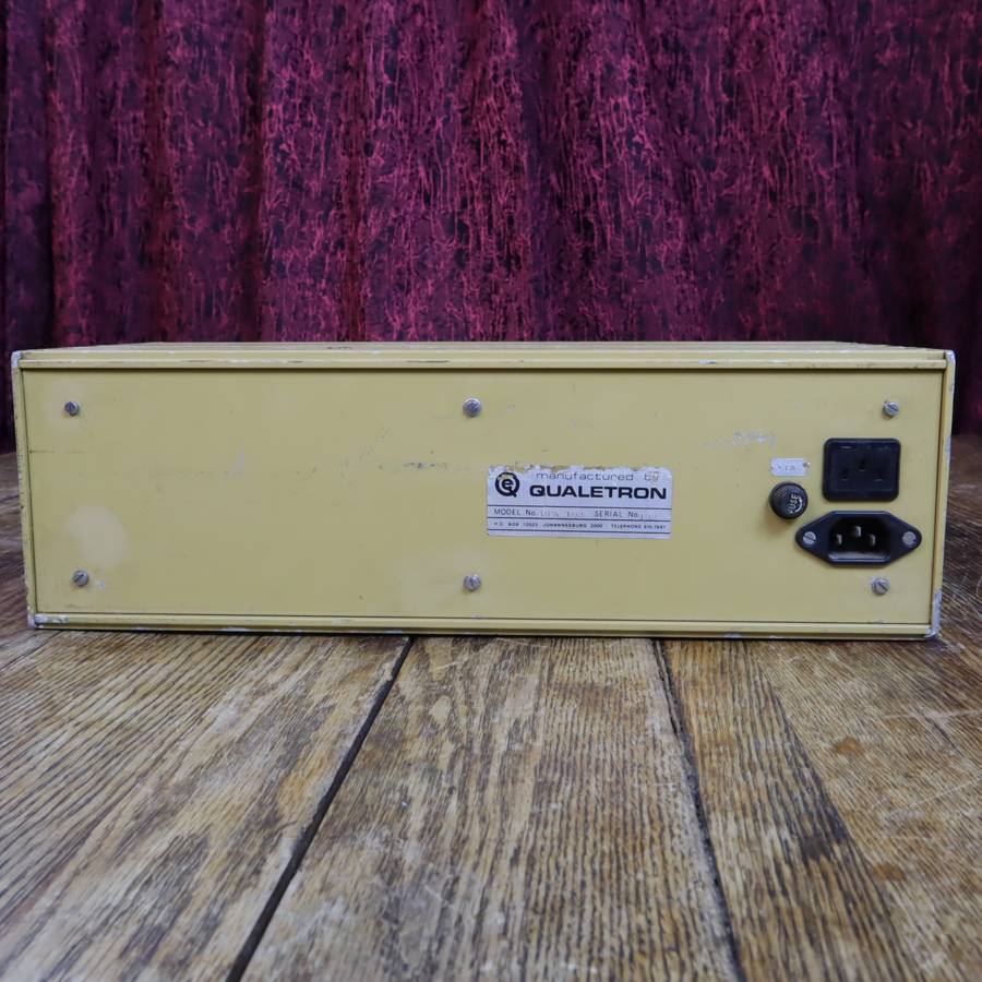 QUALETRON Old-School Bench Dual Power Supply - 30V 1A - QPS-103