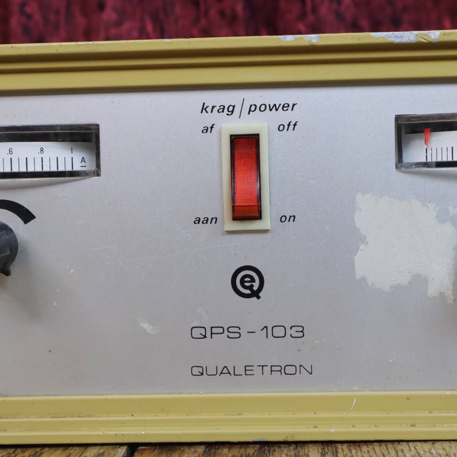 QUALETRON Old-School Bench Dual Power Supply - 30V 1A - QPS-103