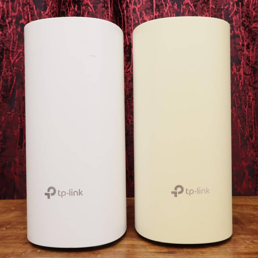 TP-Link Deco E4R and RE450 AC 1750 Wi-Fi Range Extender and Portable UPS