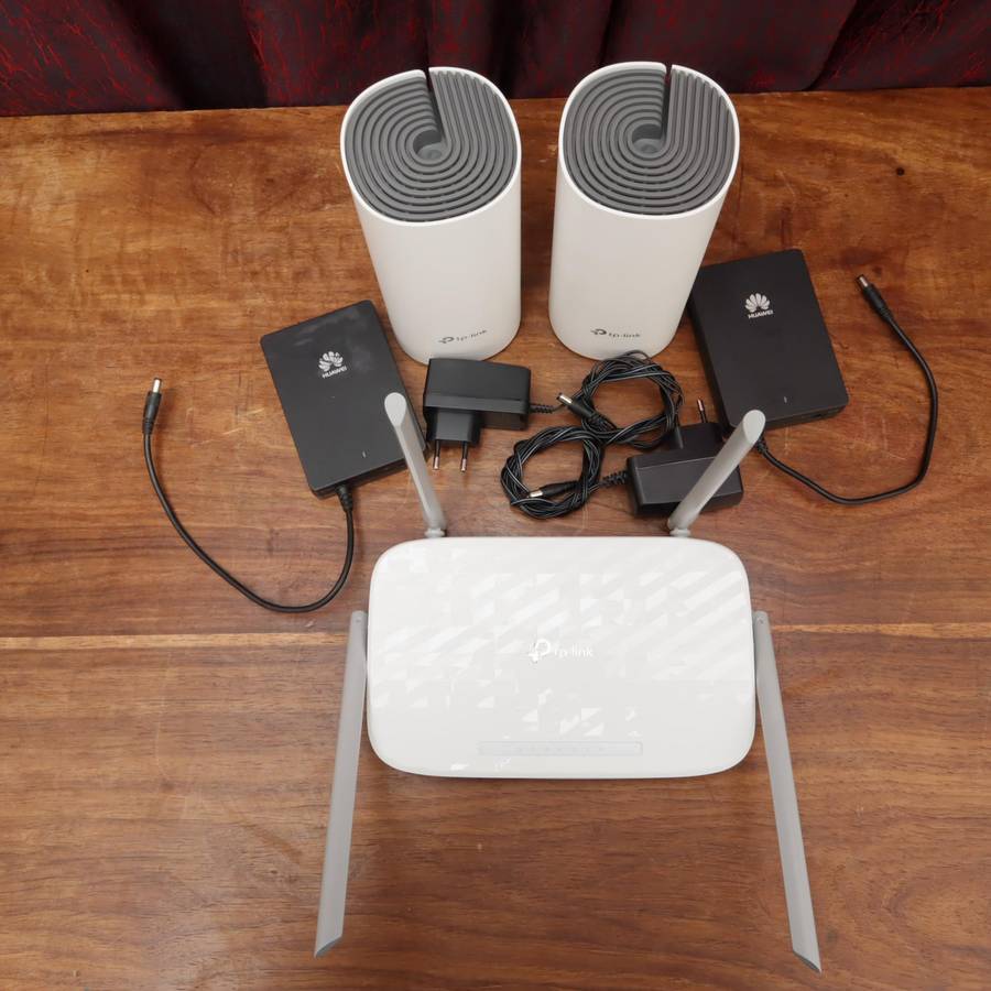 TP-Link Deco E4R and TP-Link Archer C5 Router and Huawei Router Backup Batteries - Set