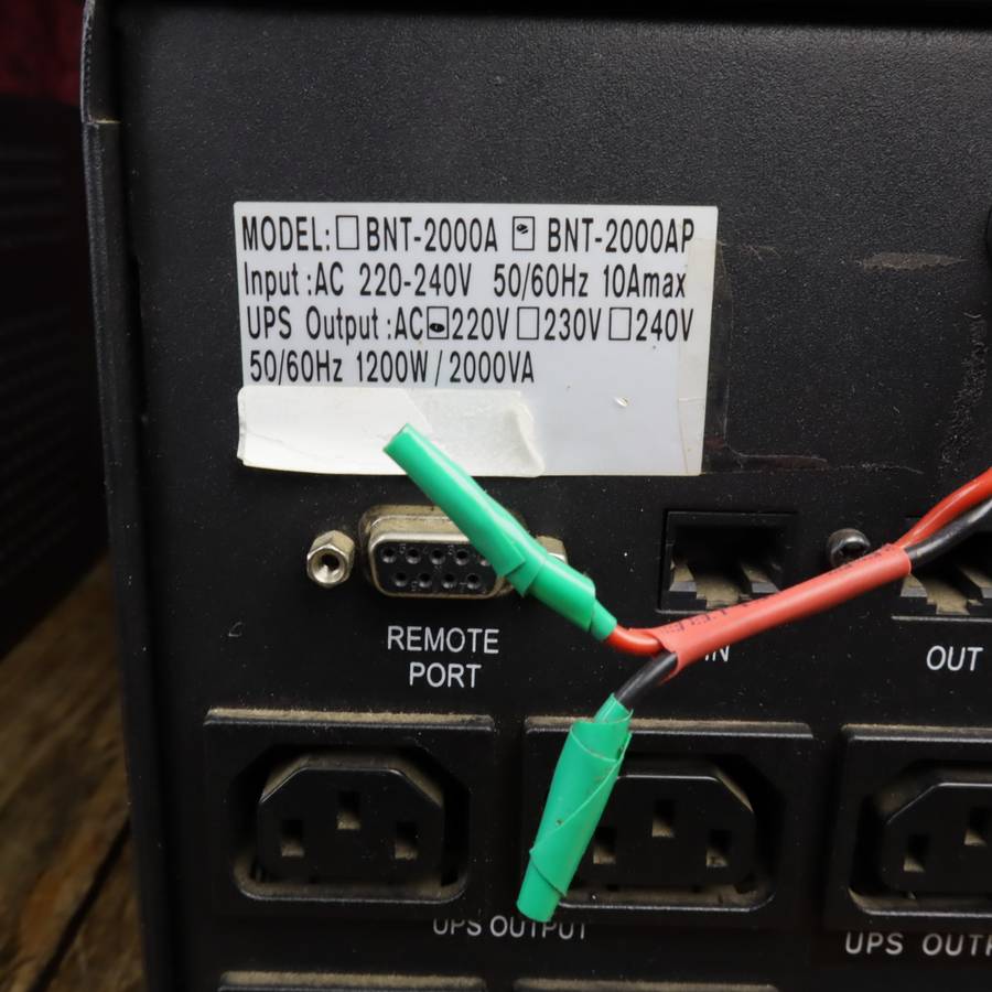 Mecer ME-2000-VU+ AND Powercom Black Knight BNT-2000AP UPS LOT - Pre-Owned