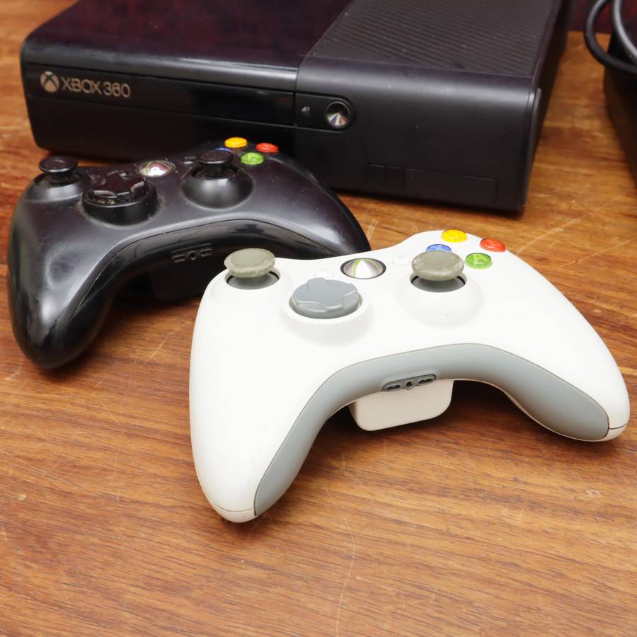 XBox 360E Console Slim - Two Games - Two Controllers