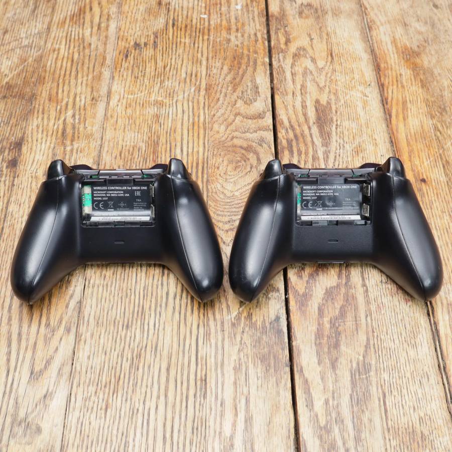 2 Pcs - Wireless Controller for Xbox One - Model 1537