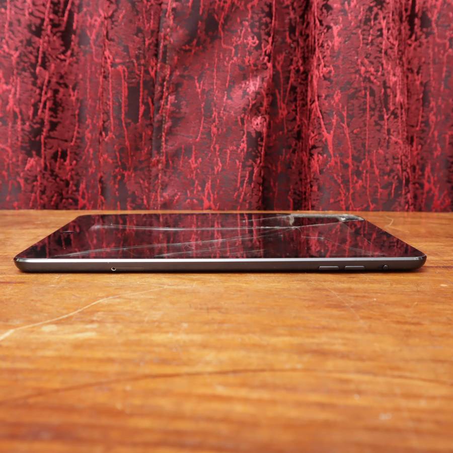 Apple iPad Mini A1455 Cellular Wi-Fi Tablet