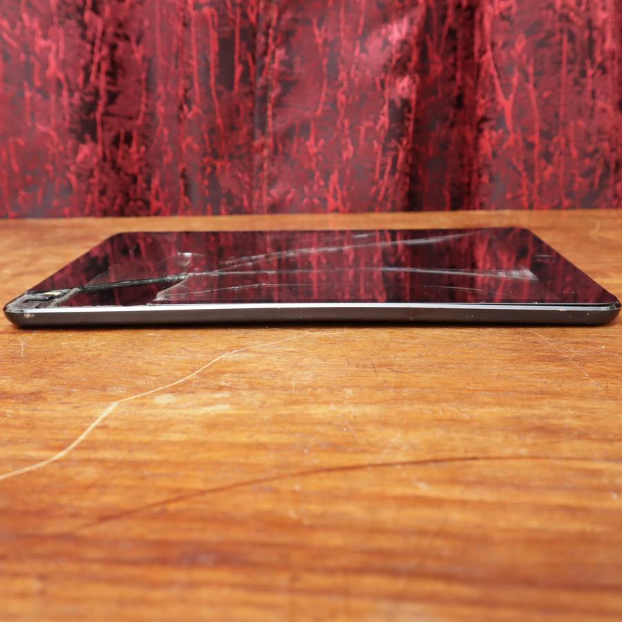 Apple iPad Mini A1455 Cellular Wi-Fi Tablet