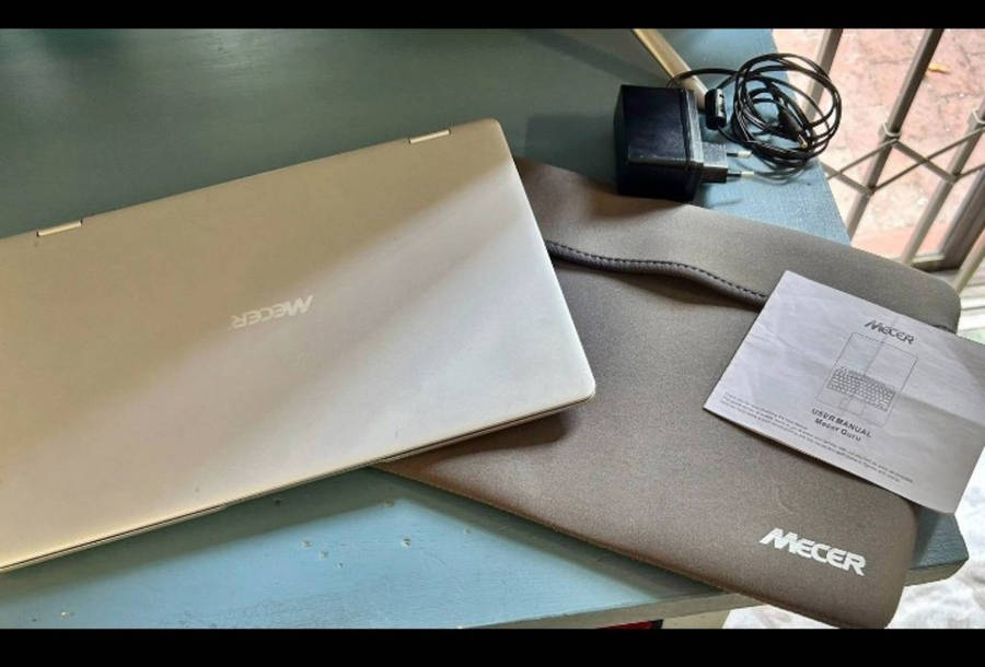 Mecer Guru Pro Laptop