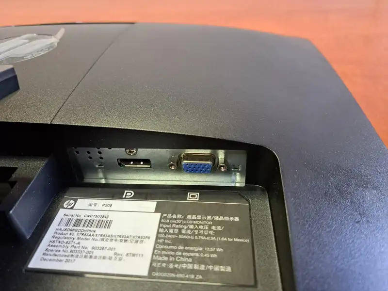 HP ProDisplay P203 20-inch LED monitor