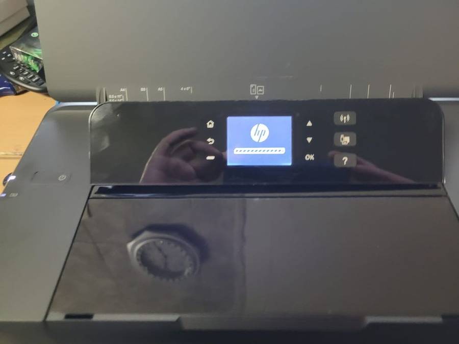 HP Officejet 202 Mobile Printer | Retail R8000 | Please Read