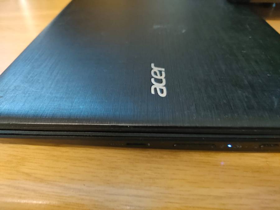 Acer Spin 1 SP111
