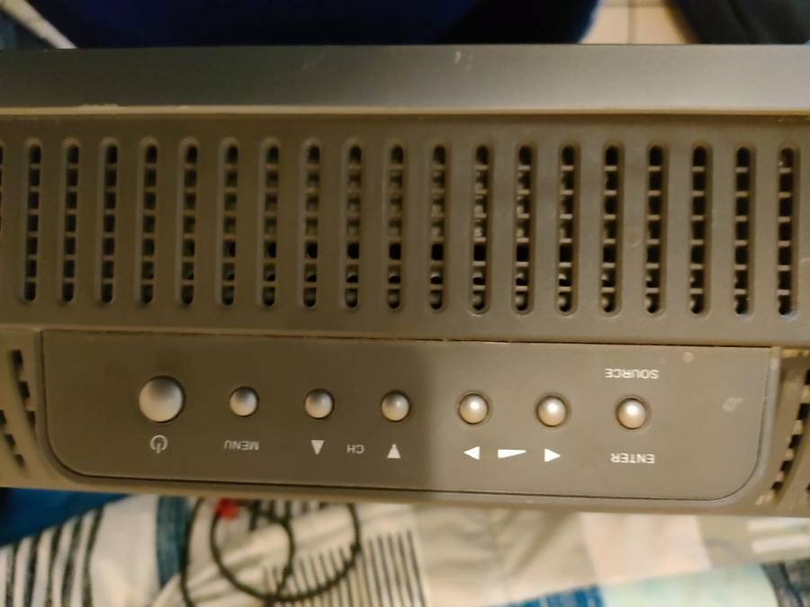 *** BIG Mecer 32' Monitor with HDMI ***