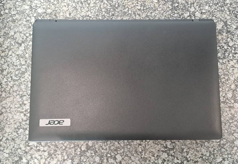 Acer Laptop - * i3 *
